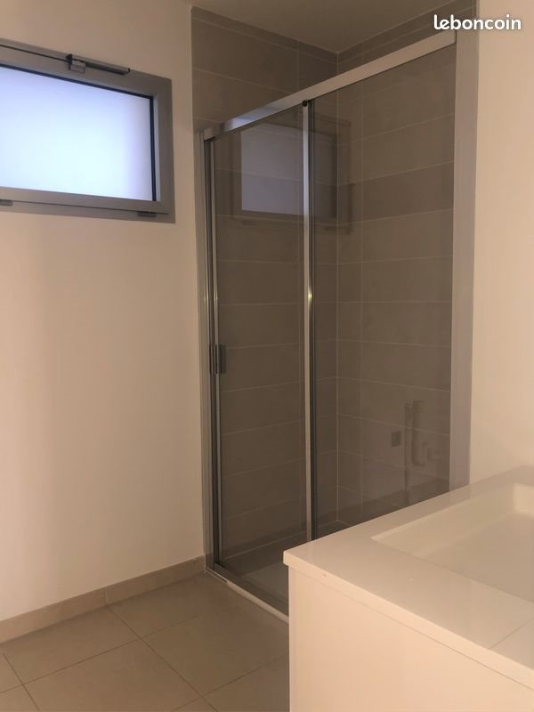 Appartement à louer, 47m², Marseille 8ème