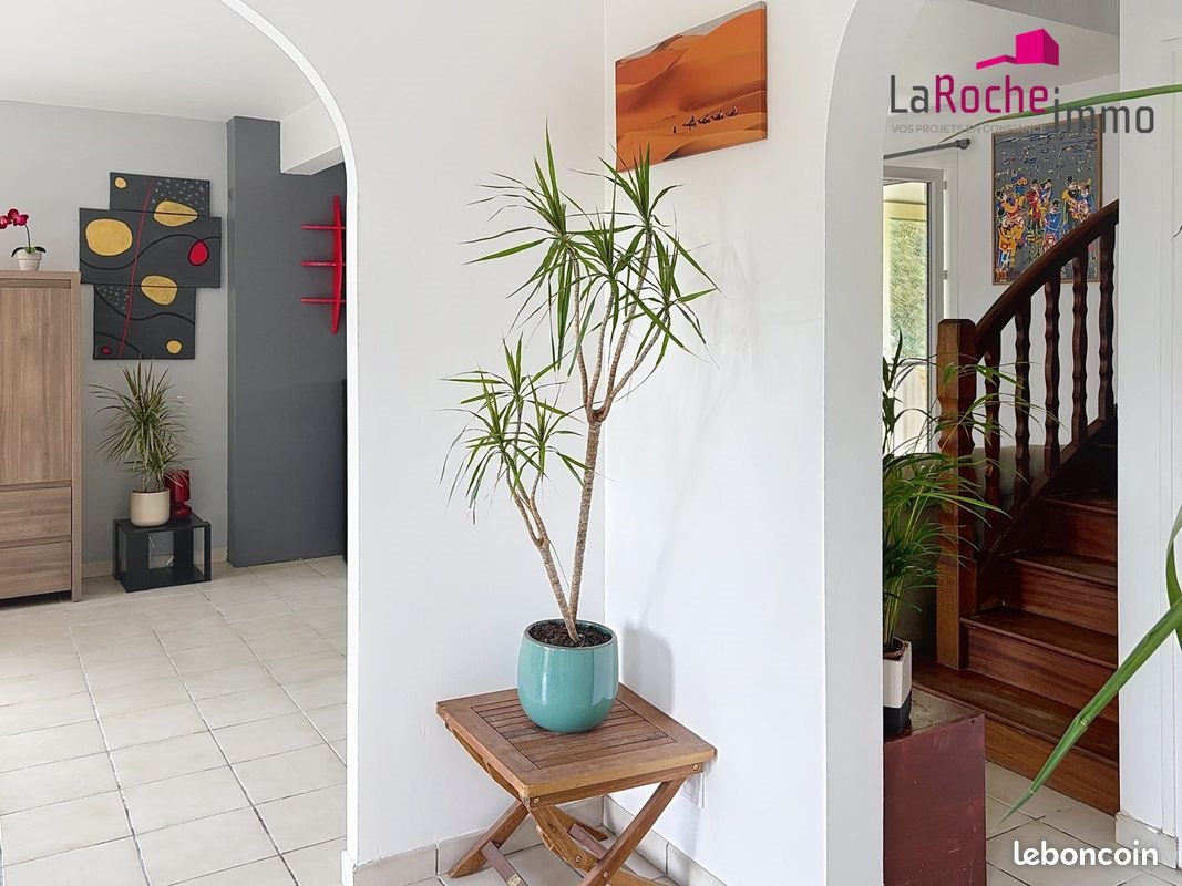 Maison à louer, 111m², La Roche-Maurice