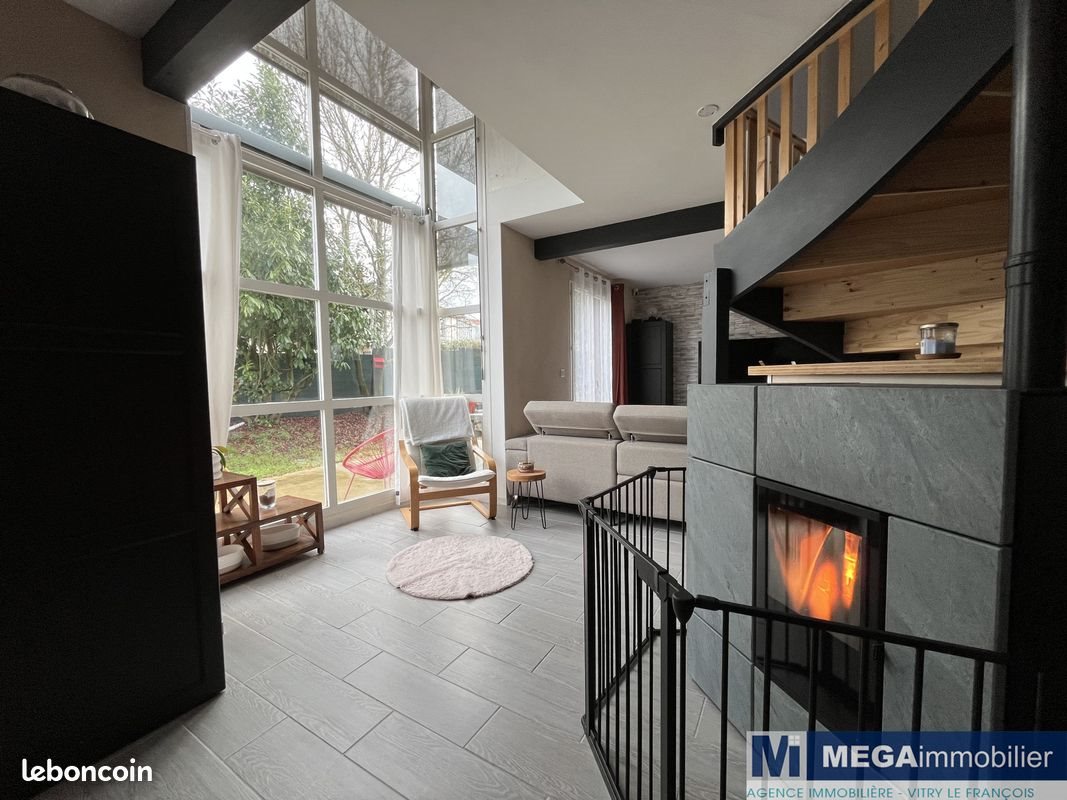 Maison à vendre, 145m², Saint-Amand-sur-Fion