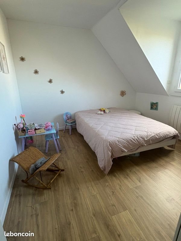 Maison à louer, 103m², Plougourvest