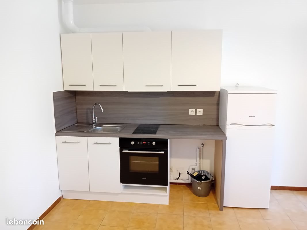 Appartement à louer, 27m², Pessac