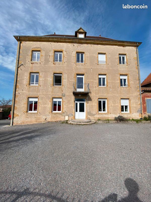 Appartement à louer, 50m², Pouilly-sous-Charlieu