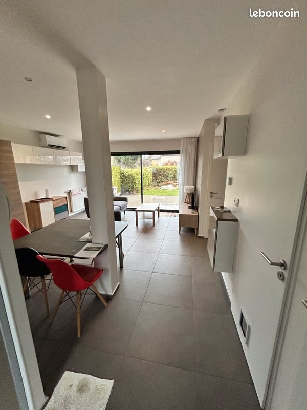 Appartement à louer, 70m², Communay