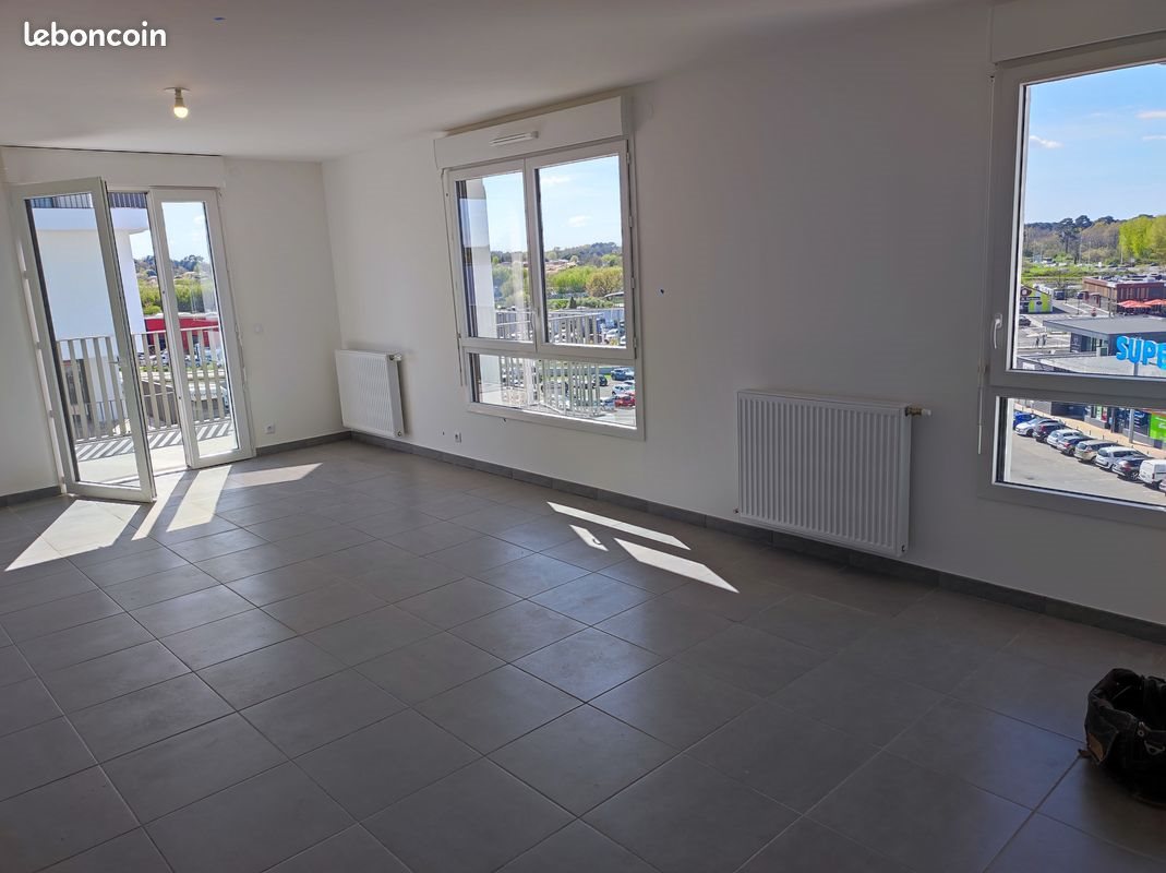 Appartement à louer, 91m², Eysines