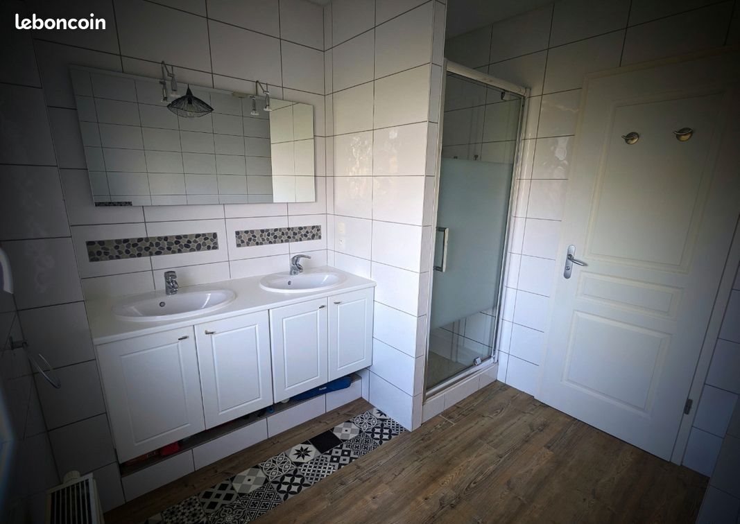 Maison à louer, 65m², Saint-Aubin-sur-Yonne