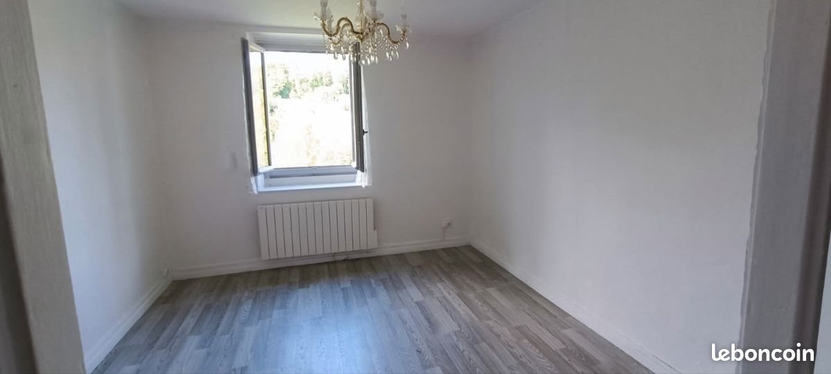 Appartement à louer, 51m², Arbois