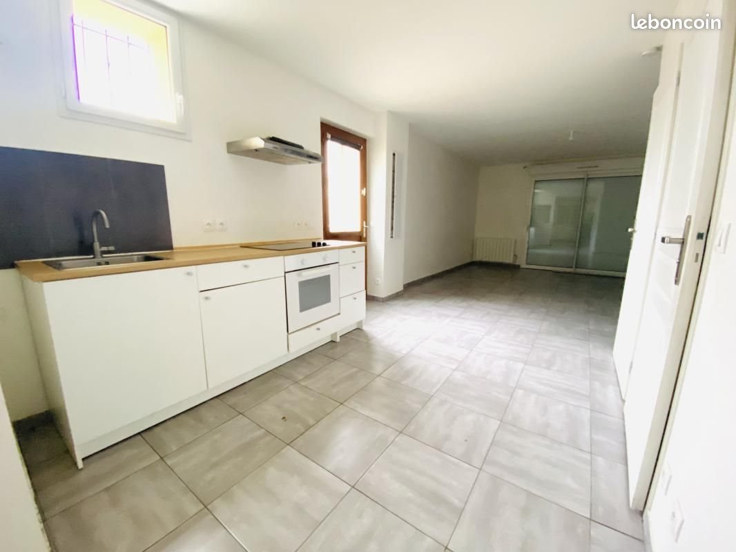 Maison à louer, 66m², Limetz-Villez