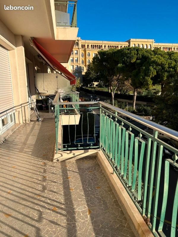 Appartement à louer, 77m², Nice