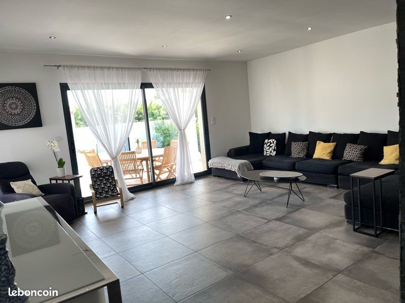 Maison à louer, 150m², Puget-sur-Argens
