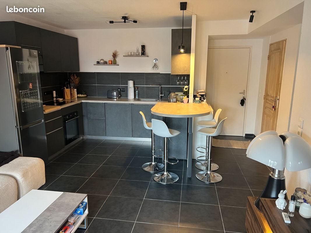 Appartement à vendre, 64m², Cuers