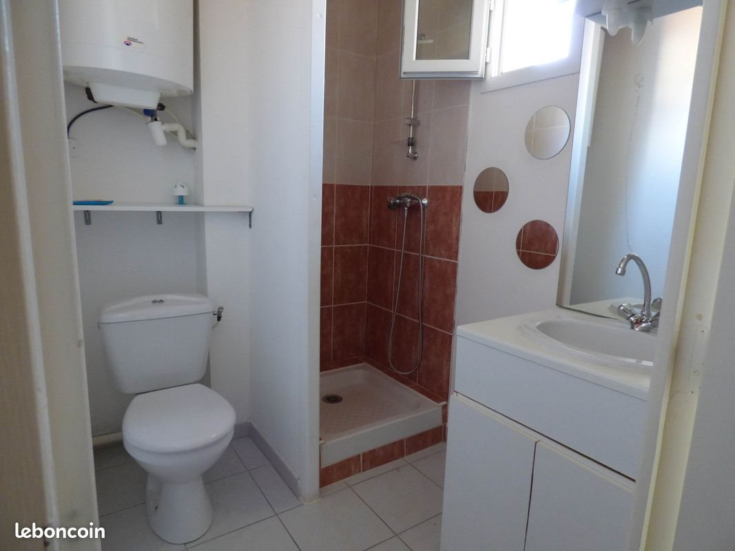 Appartement à louer, 35m², Nîmes