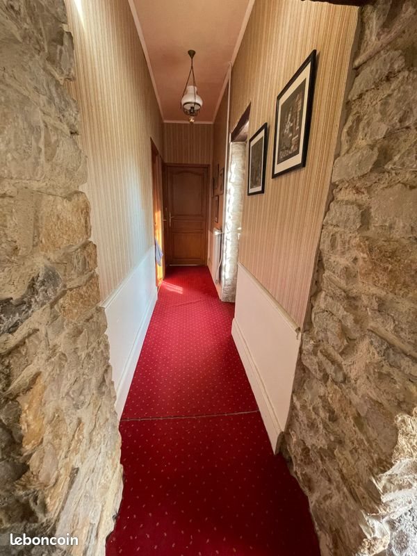 Maison à louer, 130m², Saint-Bonnet-Tronçais