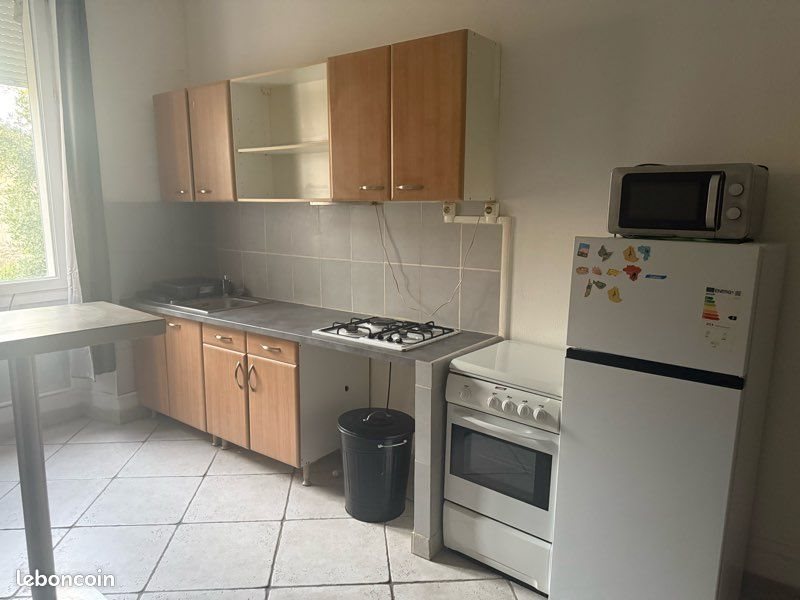 Appartement à louer, 30m², Aramon
