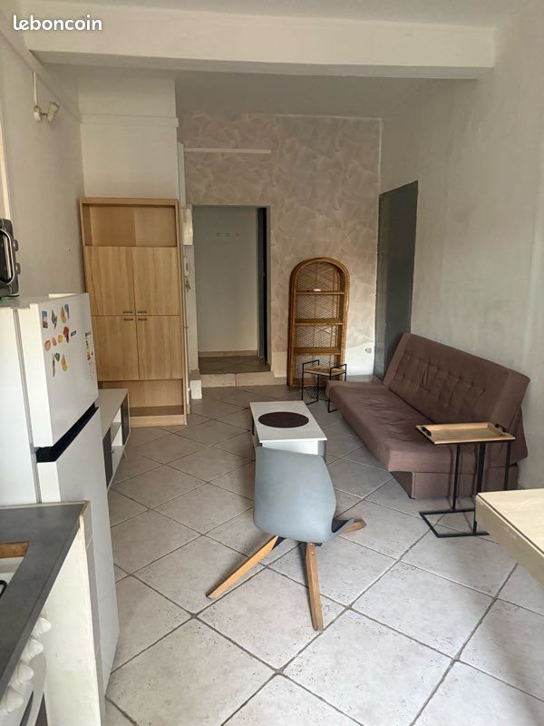 Appartement à louer, 30m², Aramon