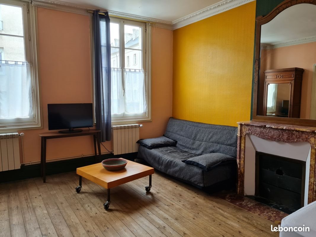 Appartement à louer, 42m², Rochefort
