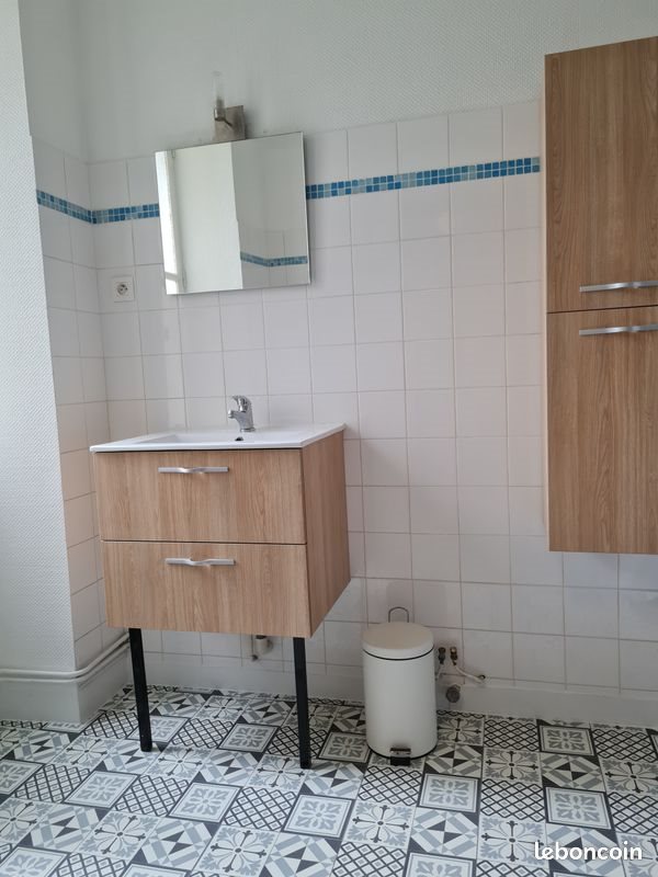 Appartement à louer, 42m², Rochefort