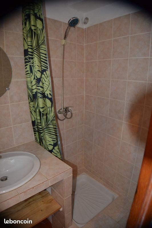 Maison à louer, 40m², Correns