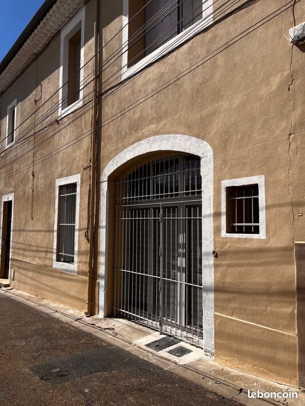 Appartement à louer, 25m², Nîmes