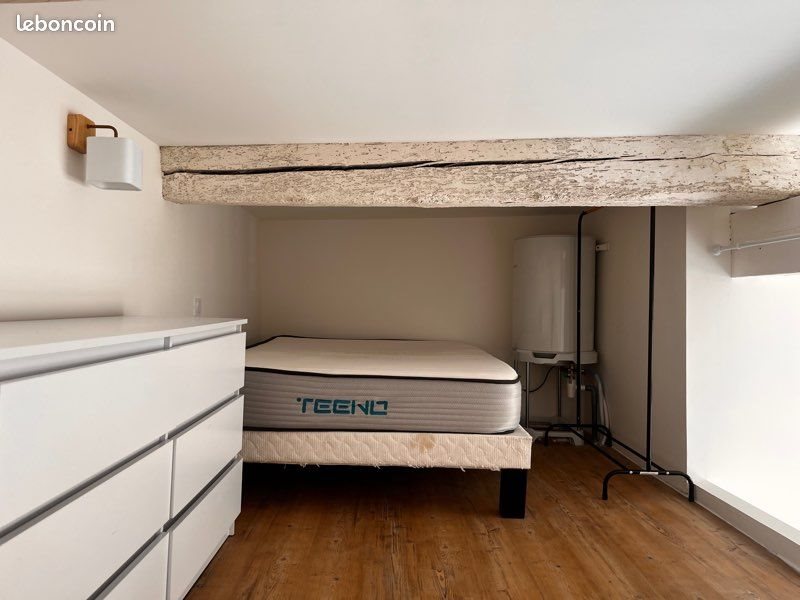 Appartement à louer, 25m², Nîmes