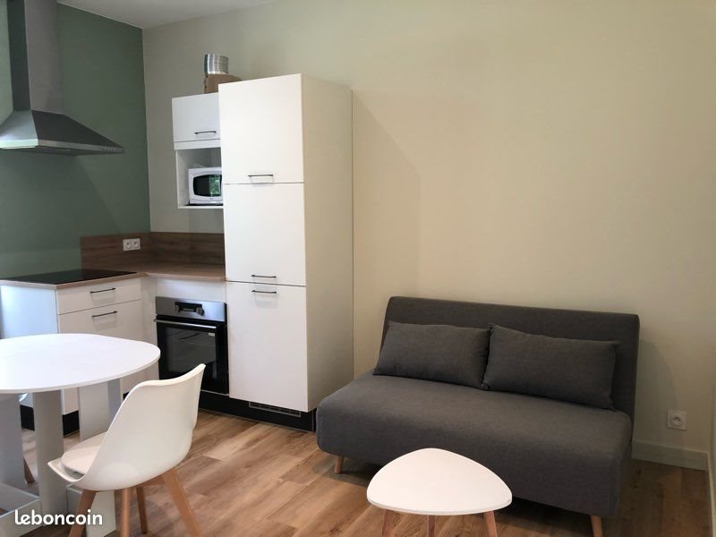 Appartement à louer, 26m², Saint-Laurent-sur-Sèvre