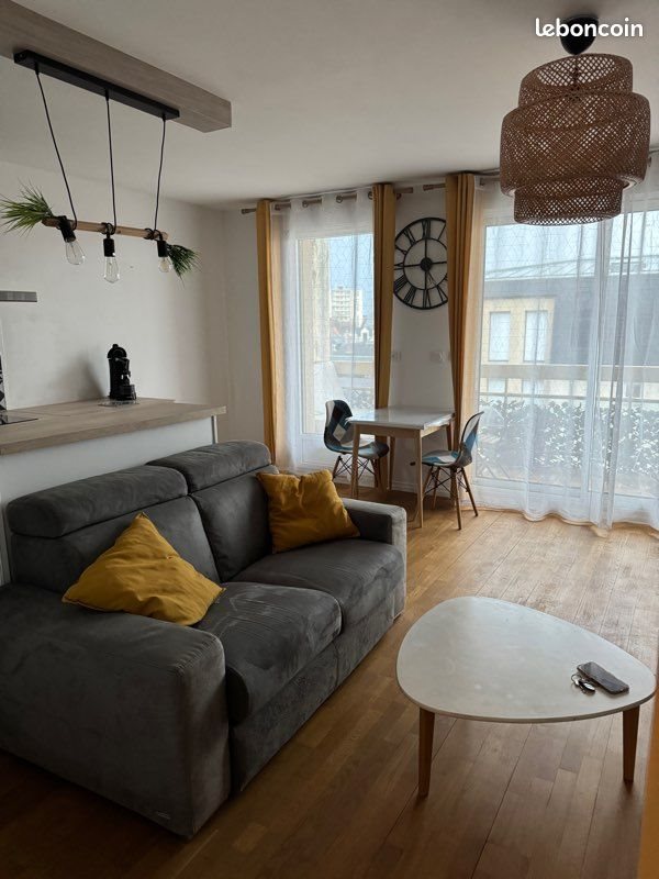 Appartement à louer, 47m², Orléans