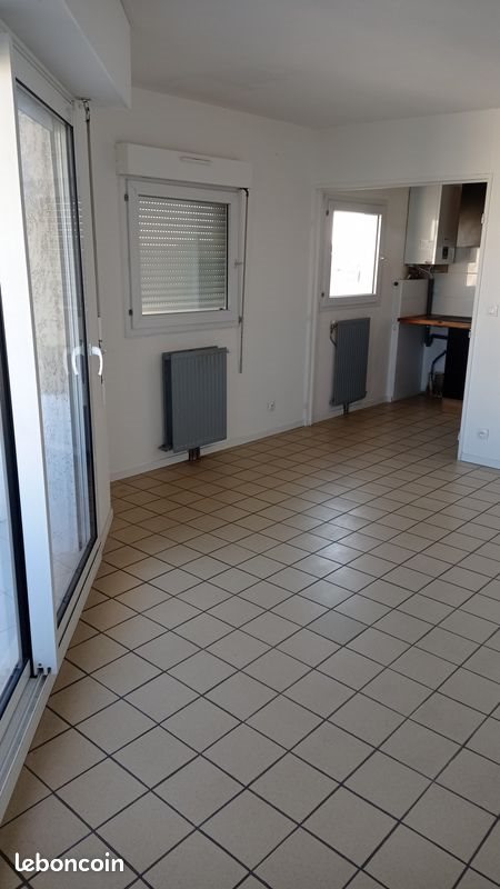 Appartement à louer, 70m², Nîmes