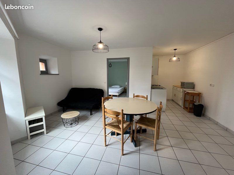 Appartement à louer, 40m², Fontannes