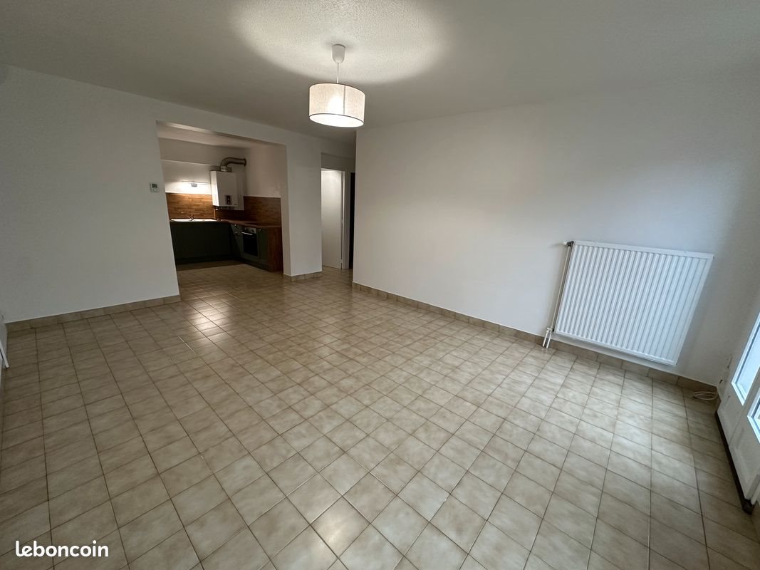 Appartement à louer, 52m², Pont-de-Vaux