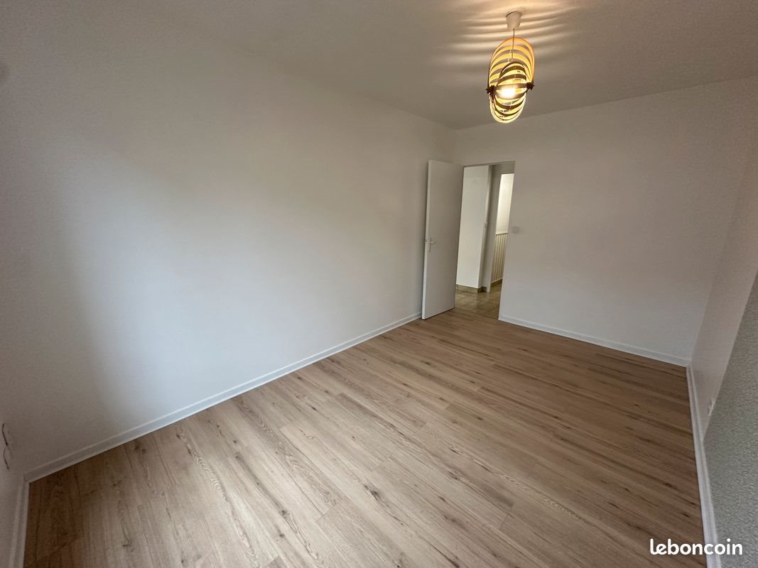 Appartement à louer, 52m², Pont-de-Vaux