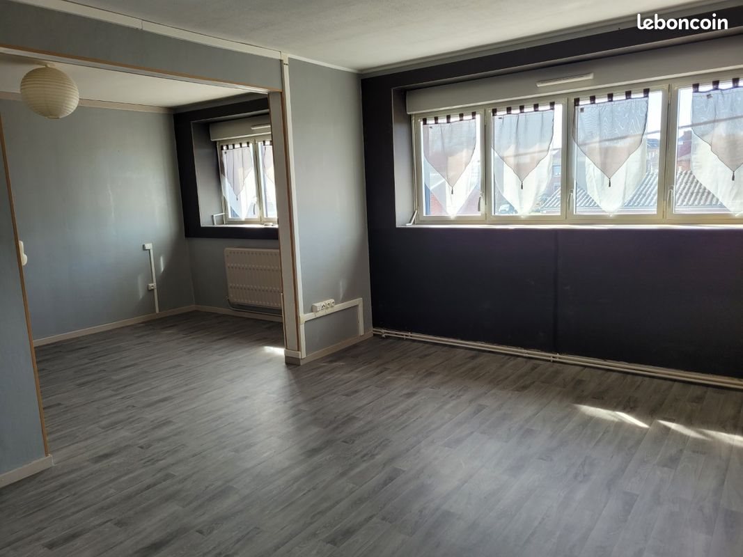Appartement à louer, 71m², Avesnelles