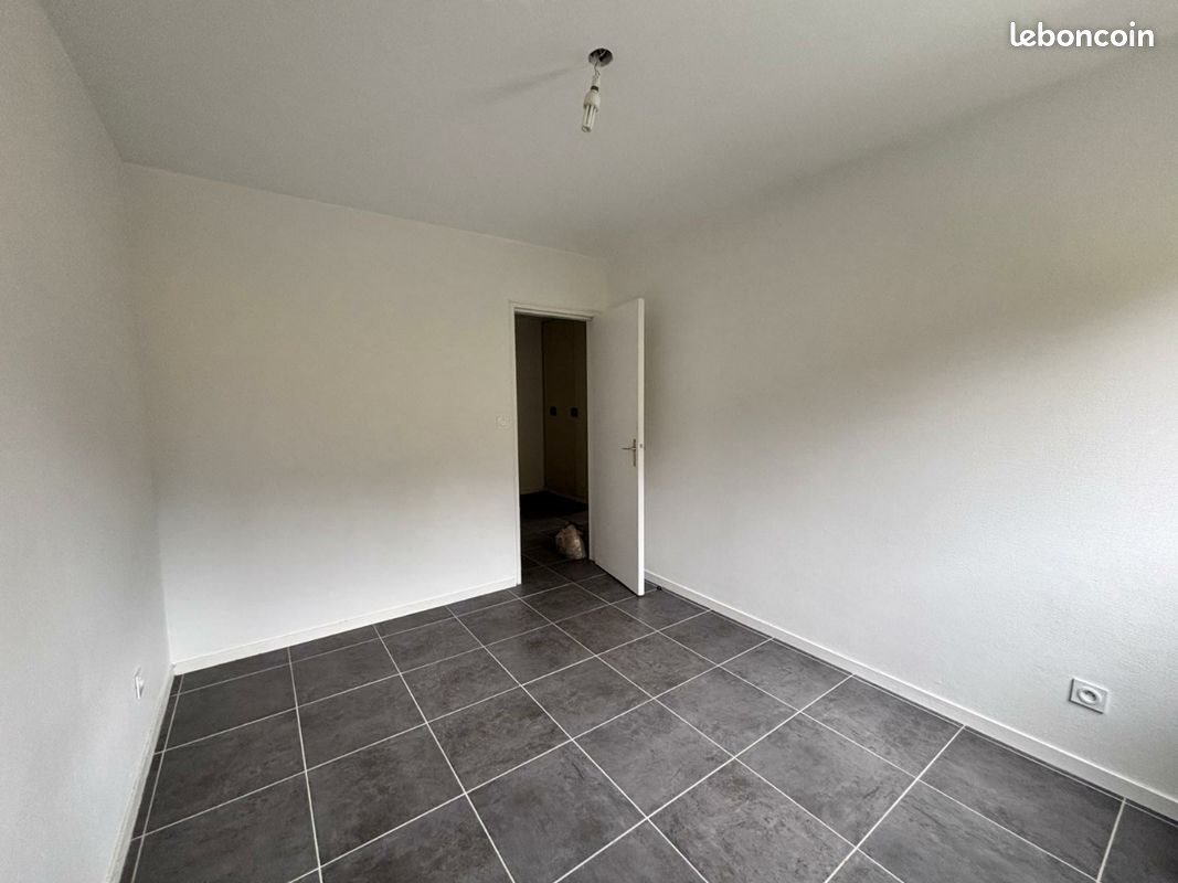 Appartement à louer, 52m², Saint-Etienne