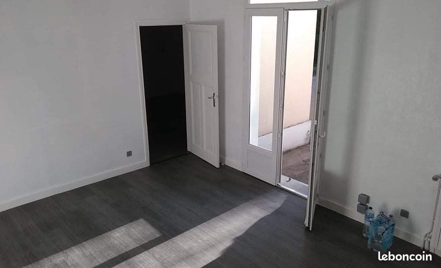 Appartement à louer, 90m², Firmi