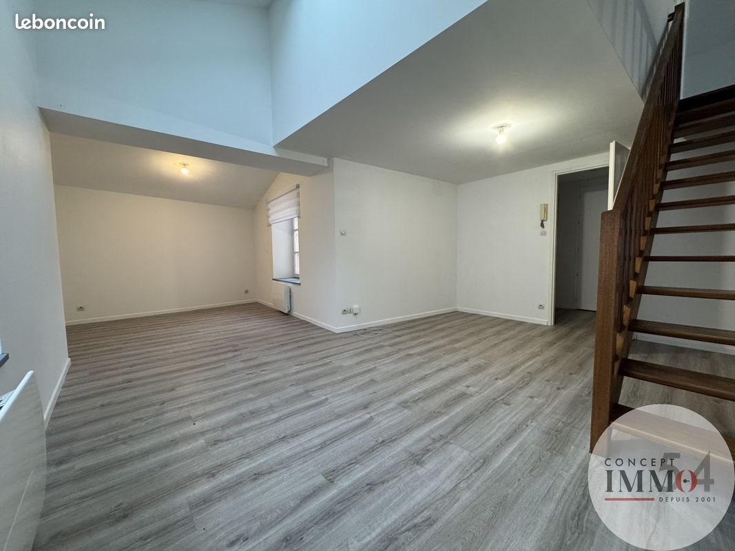 Appartement à vendre, 766m², Toul