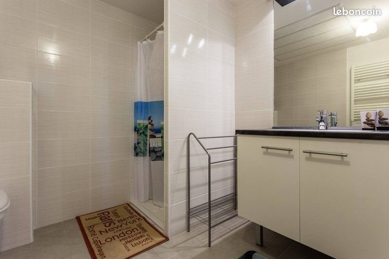 Appartement à louer, 50m², Marseille 8ème