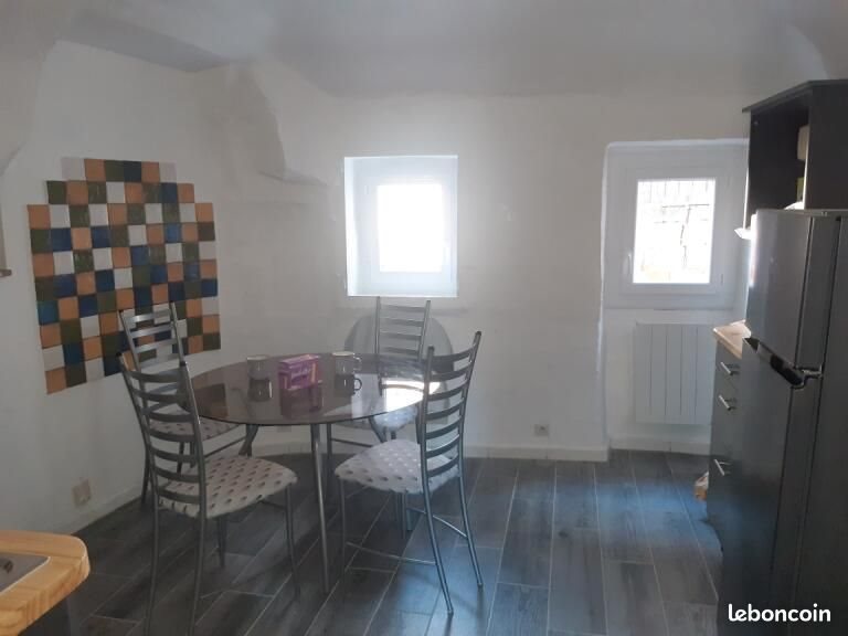 Maison à louer, 70m², Saint-Victor-de-Malcap