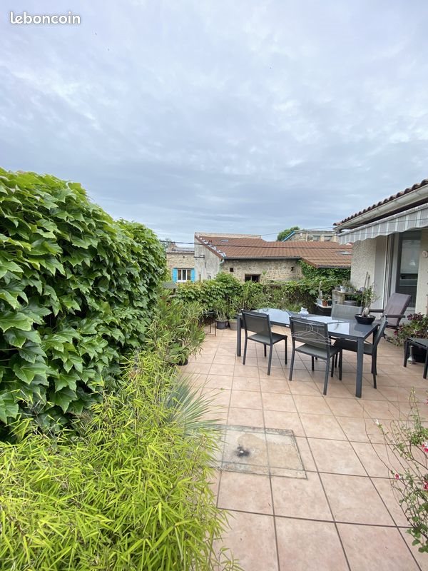 Maison à louer, 90m², Peaugres