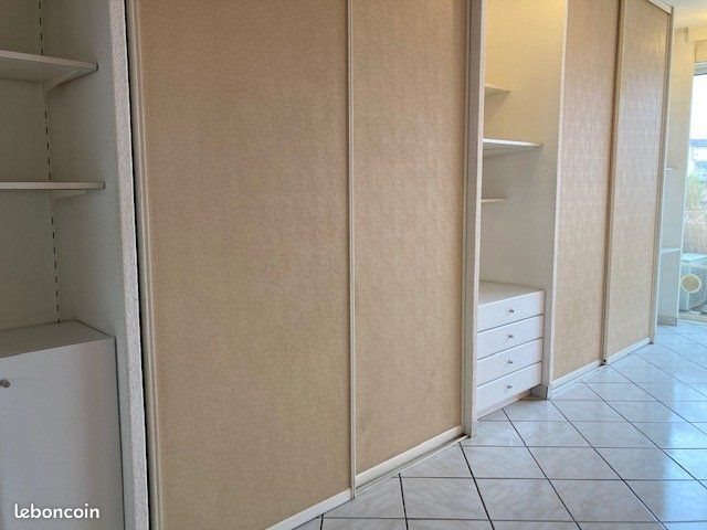 Appartement à louer, 33m², Marseille 4ème