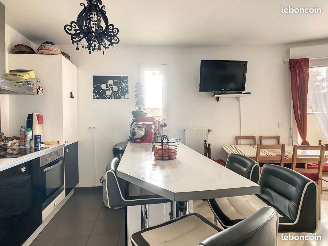 Appartement à louer, 76m², Rambouillet