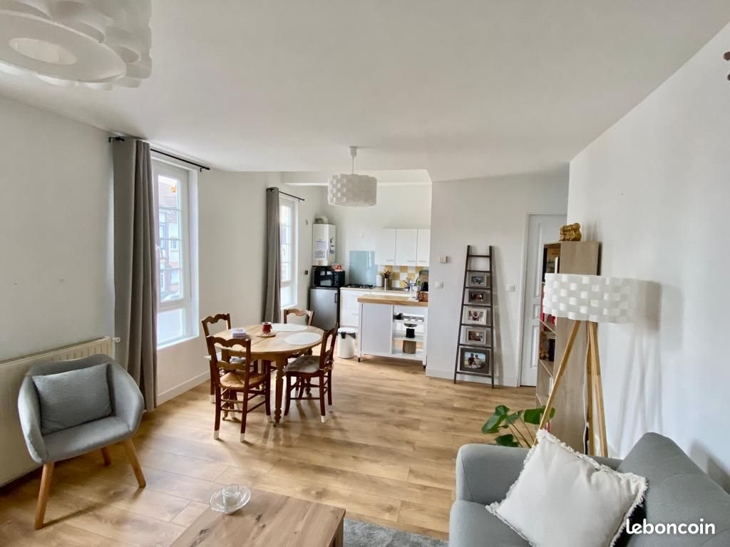 Appartement à louer, 43m², Vignacourt