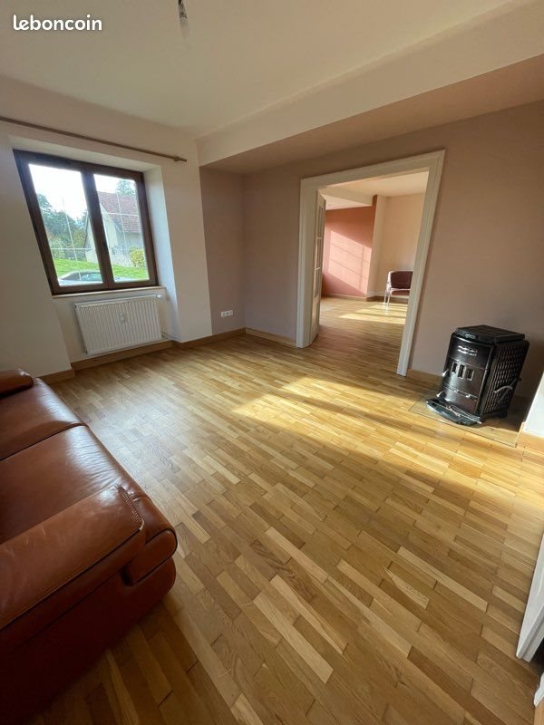 Appartement à louer, 110m², Uhrwiller