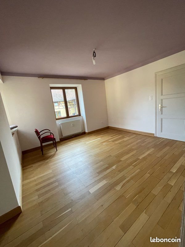 Appartement à louer, 110m², Uhrwiller
