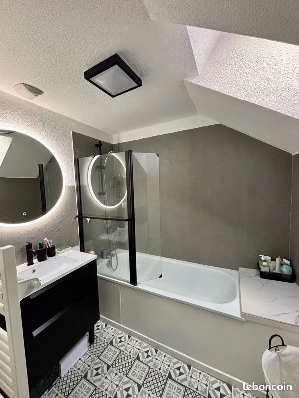 Appartement à louer, 65m², Yenne