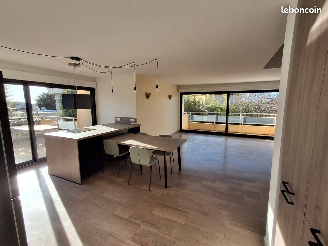 Appartement à louer, 97m², Le Crès