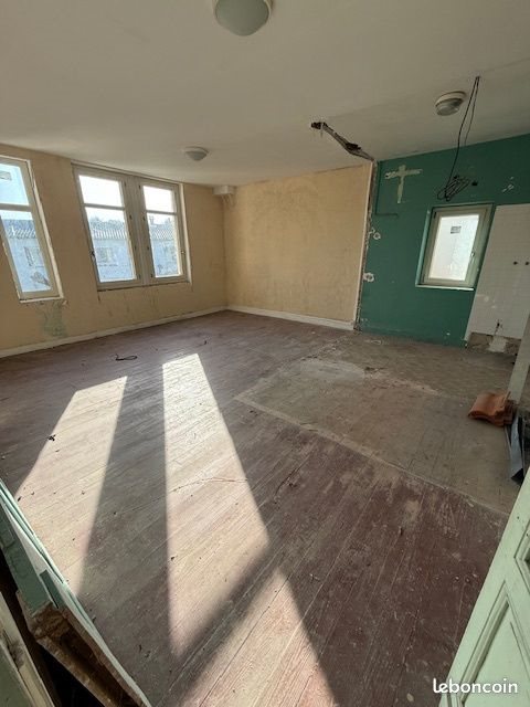 Appartement à vendre, 400m², Saint-Aigulin