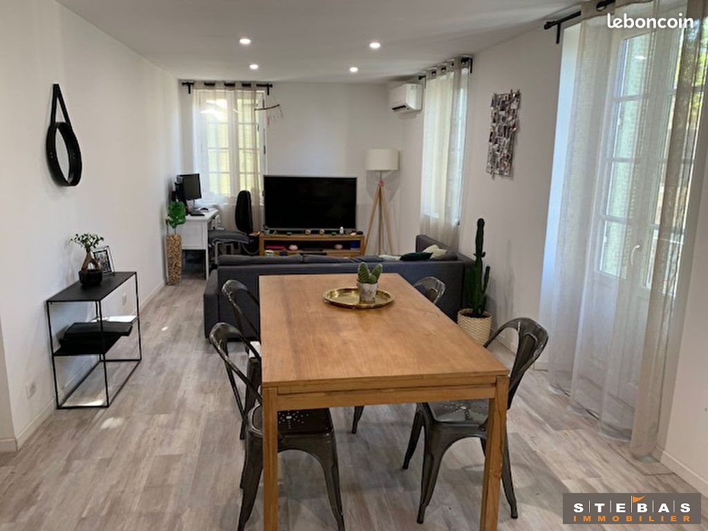 Appartement à louer, 64m², Sarrians