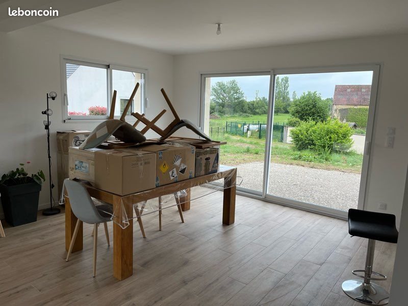 Maison à louer, 123m², Briconville