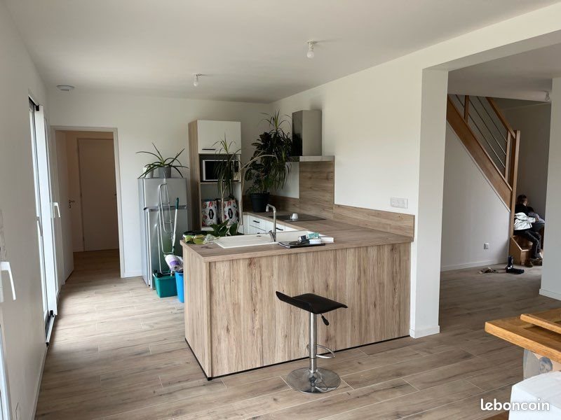 Maison à louer, 123m², Briconville