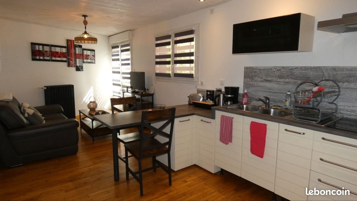 Appartement à louer, 45m², Meslan