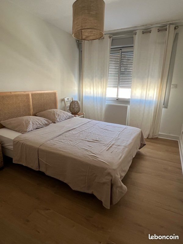 Appartement à louer, 70m², Nîmes