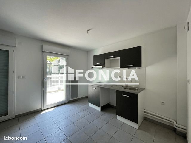 Appartement à louer, 31m², Nîmes